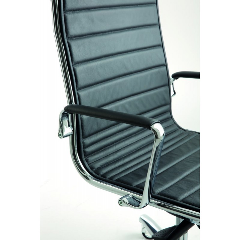 Lux Italy Light Chase Executive Chair